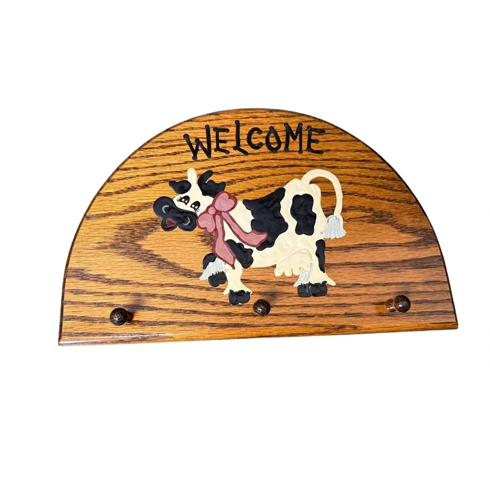 Vintage Hand Painted Wooden Cow Welcome Sign Farmhouse Oak Wall Key Holder